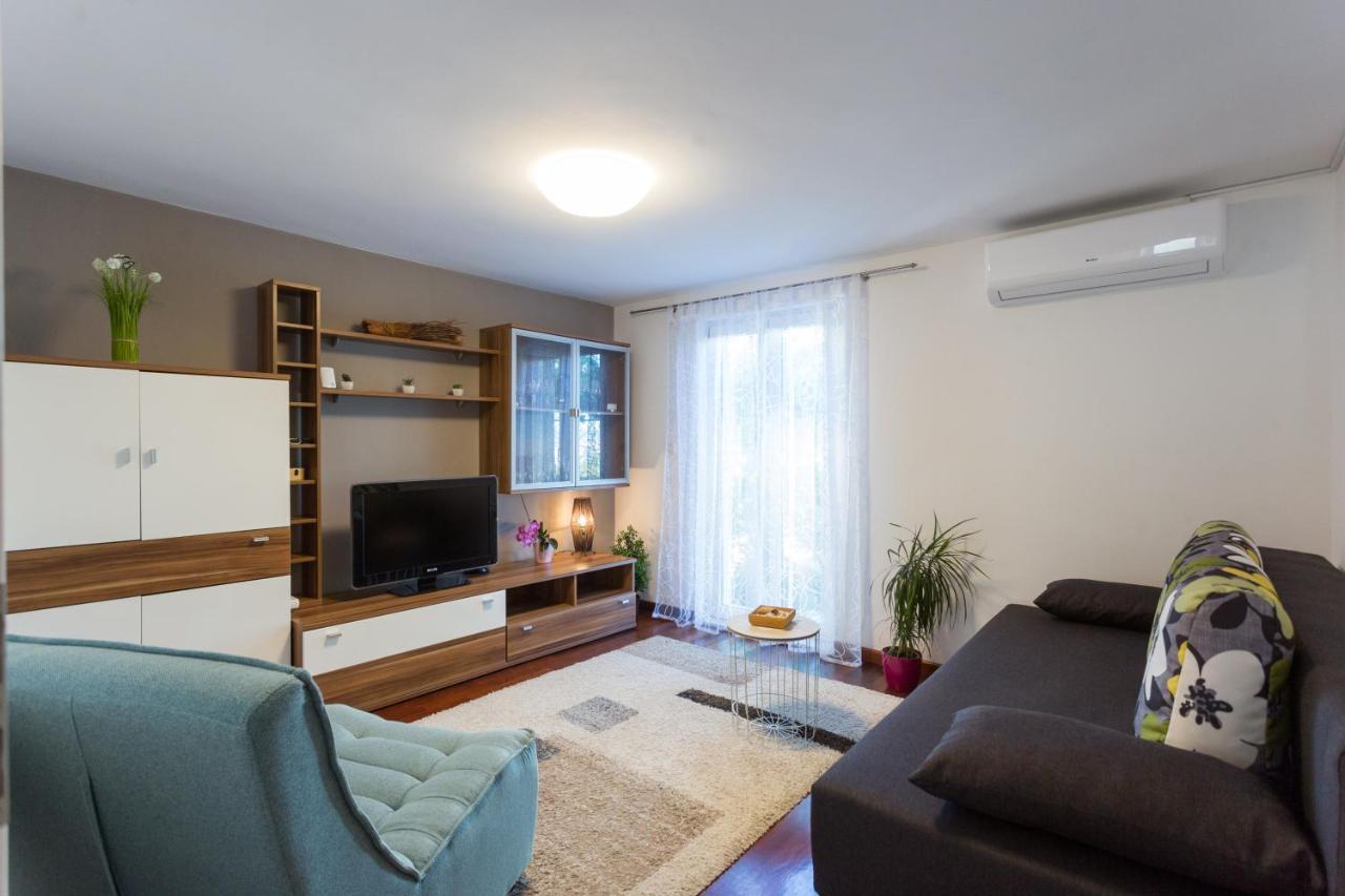 Apartments Lidija - Sea View Apartment With Exclusive Right Of Using Hot Tub Or Split Level Apartment With Exclusive Right Of Using Pool بودْسْتغانا المظهر الخارجي الصورة