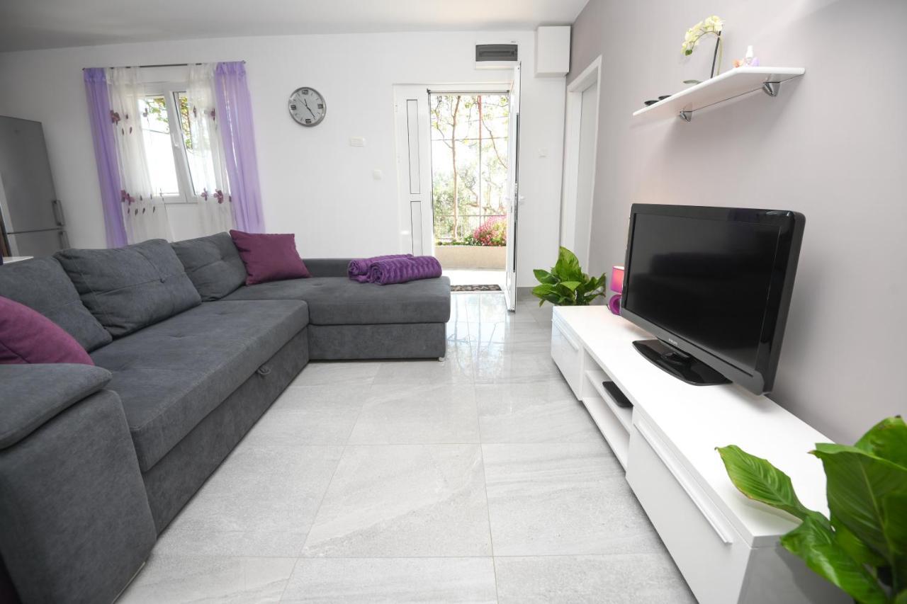 Apartments Lidija - Sea View Apartment With Exclusive Right Of Using Hot Tub Or Split Level Apartment With Exclusive Right Of Using Pool بودْسْتغانا المظهر الخارجي الصورة