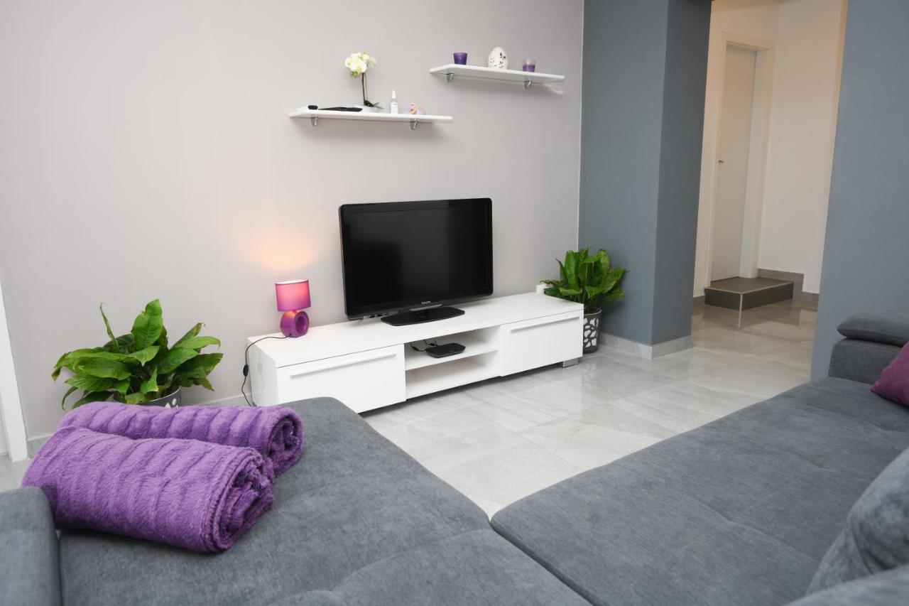 Apartments Lidija - Sea View Apartment With Exclusive Right Of Using Hot Tub Or Split Level Apartment With Exclusive Right Of Using Pool بودْسْتغانا المظهر الخارجي الصورة