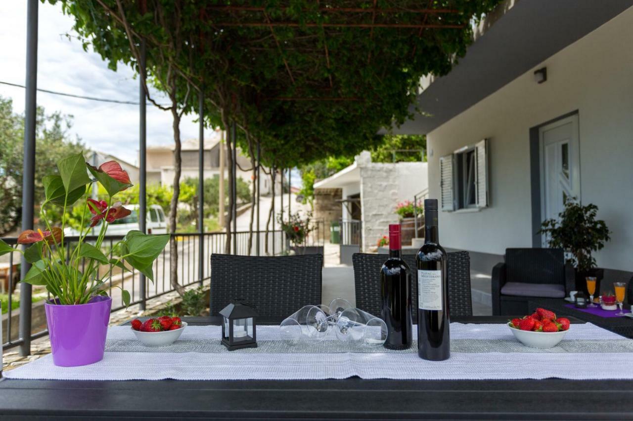 Apartments Lidija - Sea View Apartment With Exclusive Right Of Using Hot Tub Or Split Level Apartment With Exclusive Right Of Using Pool بودْسْتغانا المظهر الخارجي الصورة