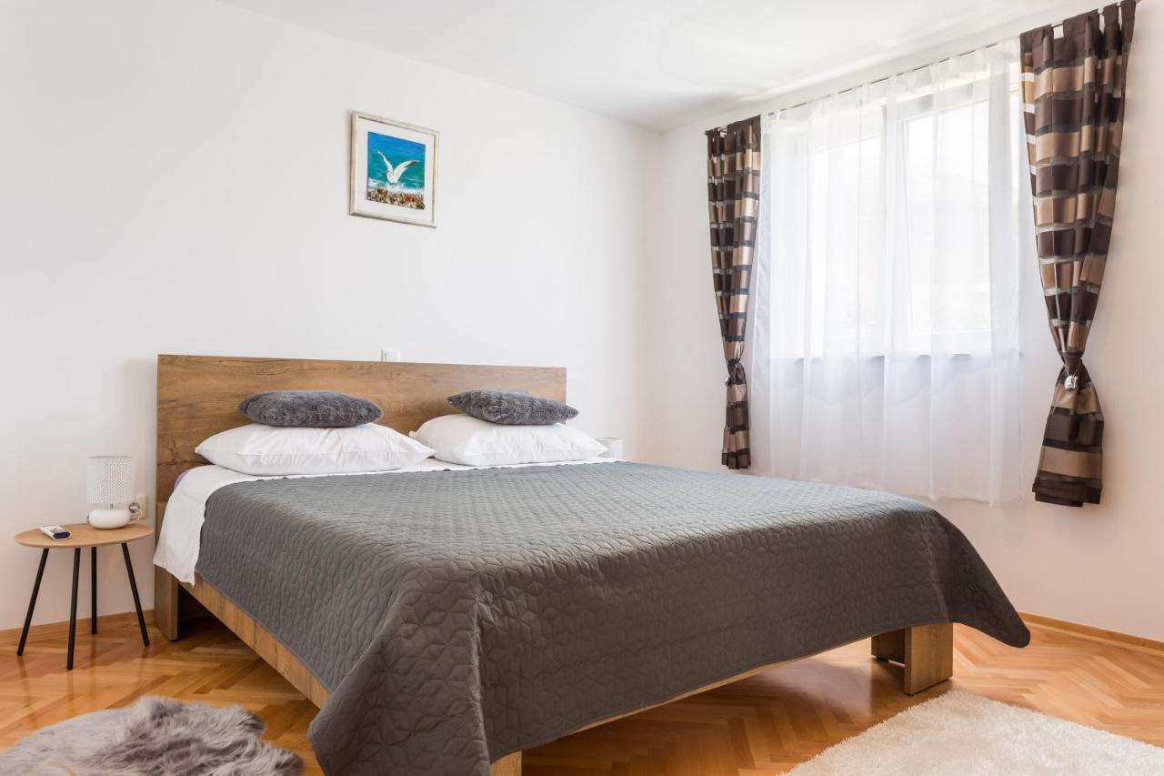 Apartments Lidija - Sea View Apartment With Exclusive Right Of Using Hot Tub Or Split Level Apartment With Exclusive Right Of Using Pool بودْسْتغانا المظهر الخارجي الصورة